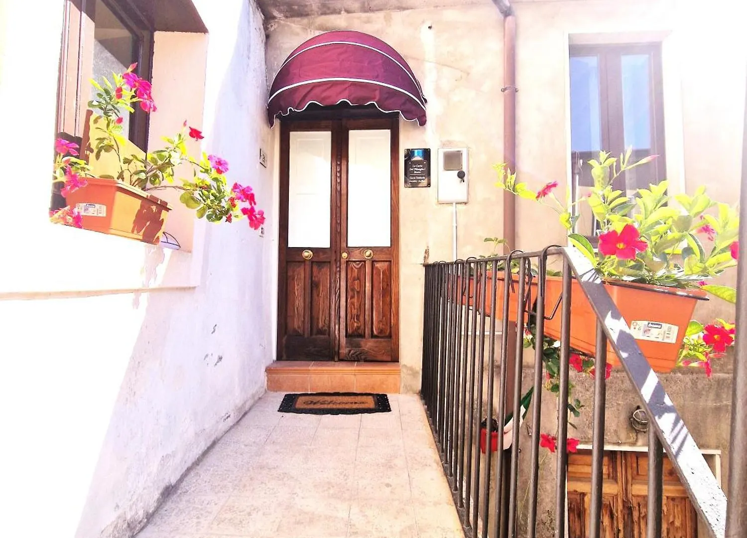 La Corte Dei Filangieri Candida